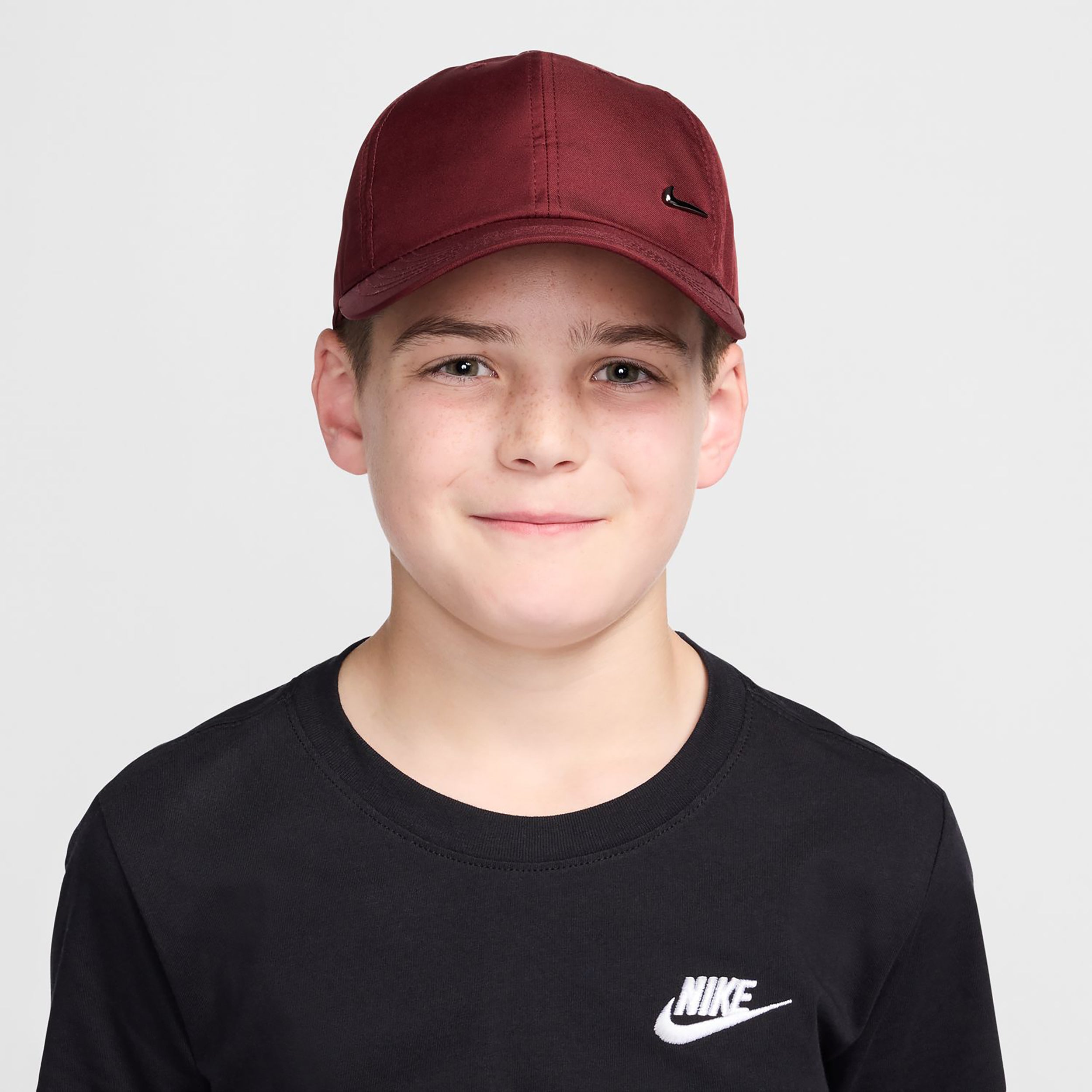 Nike Dri - Fit Club Metal Swoosh Cap Kinder Weinrot