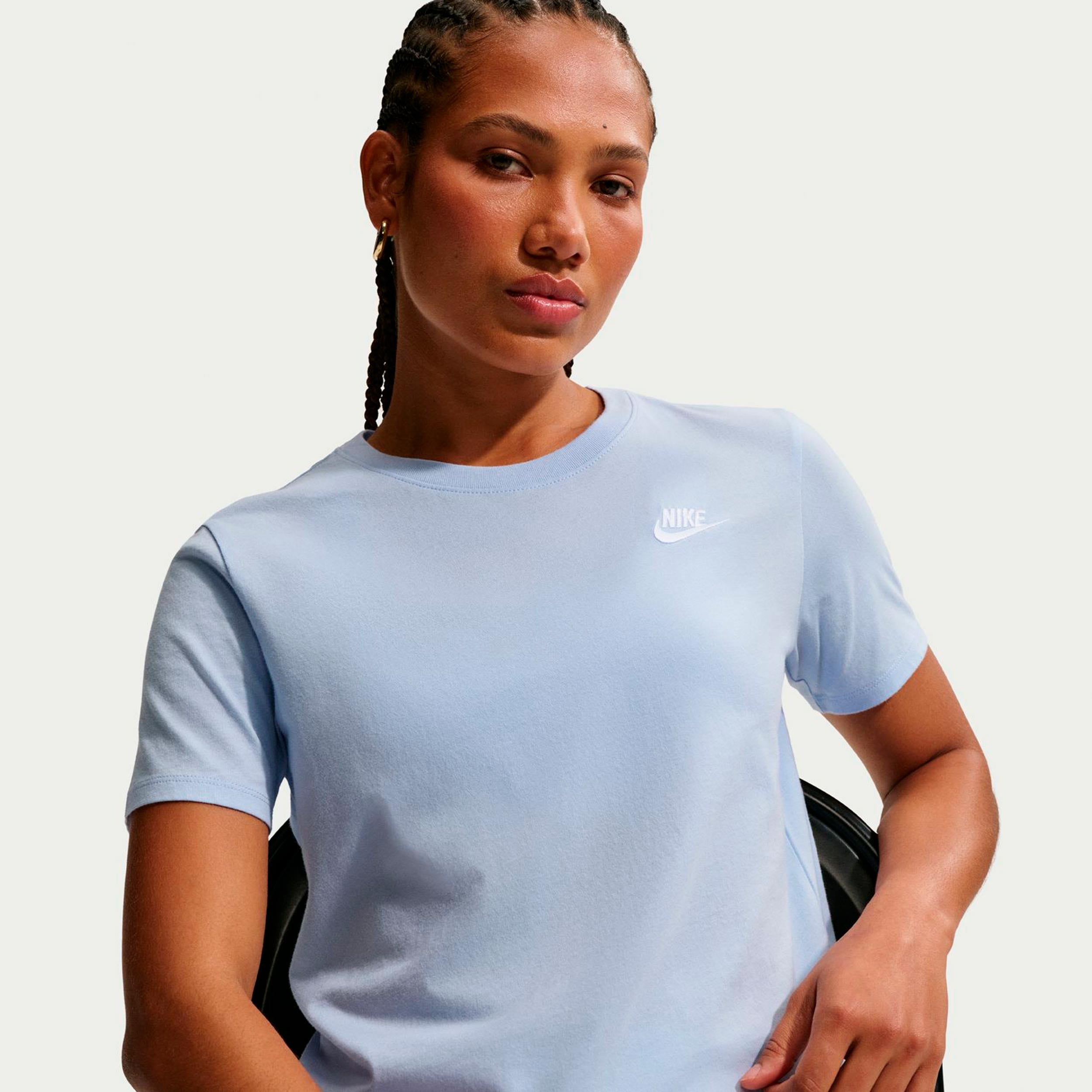 Nike New Sportswear Club T - Shirt Damen
