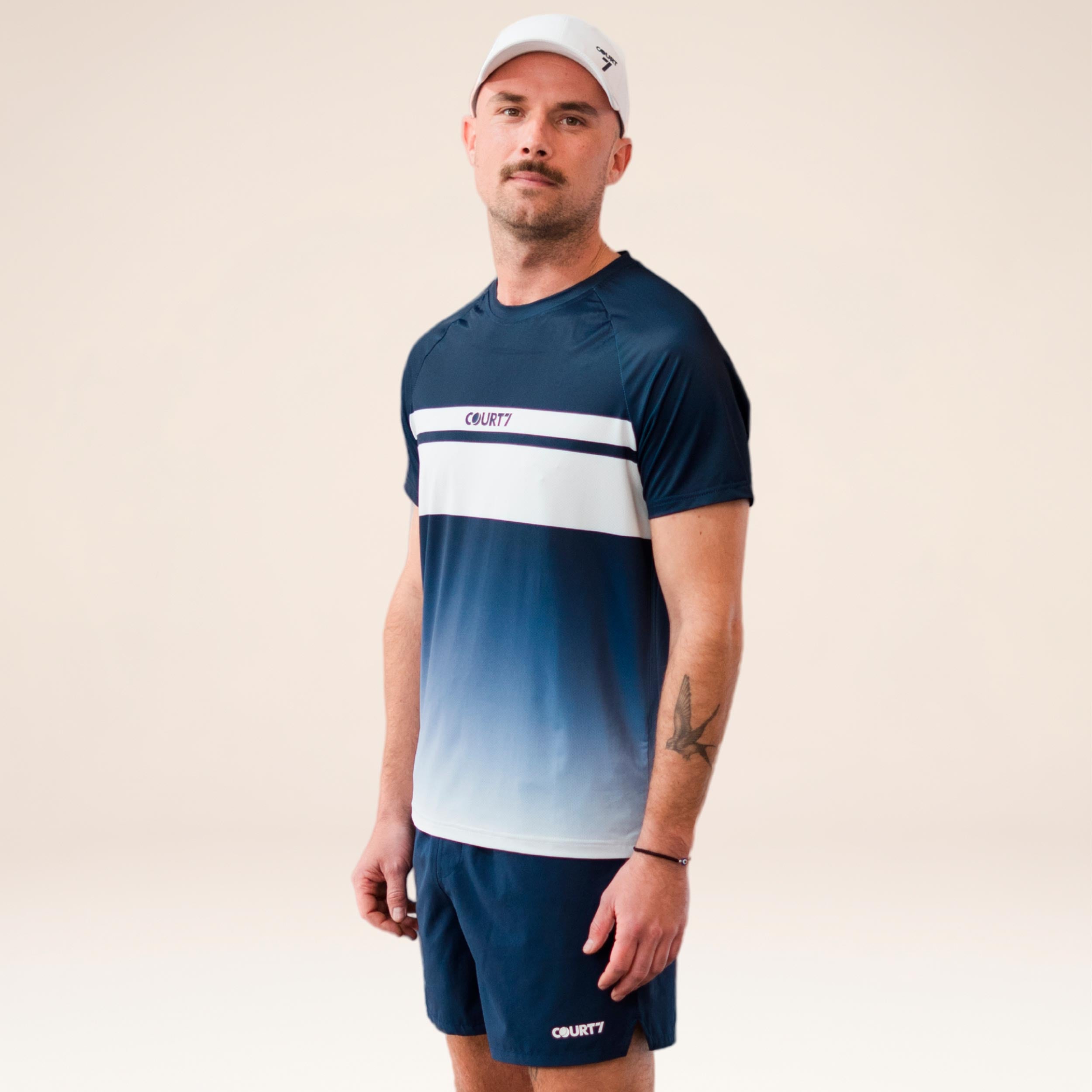 Court7 Performance Gradient Stripe T - Shirt Herren